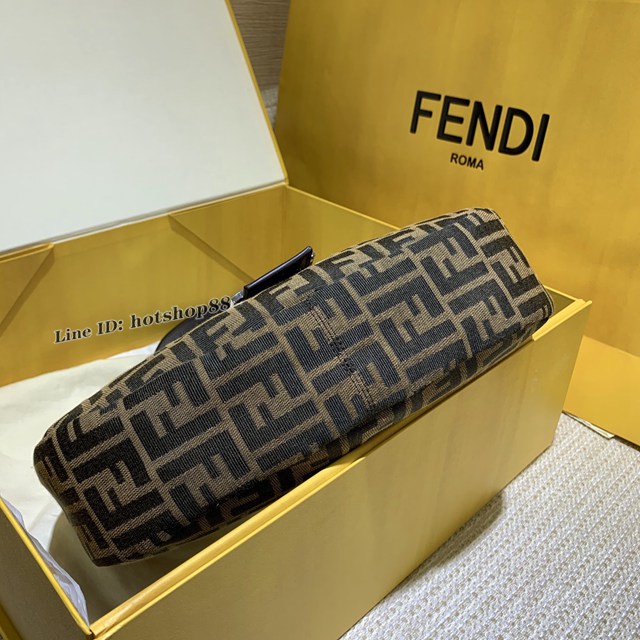 FENDI专柜精品包包 芬迪vintage中古月牙包 Fendi中古老花法棍腋下包 fdzg2486